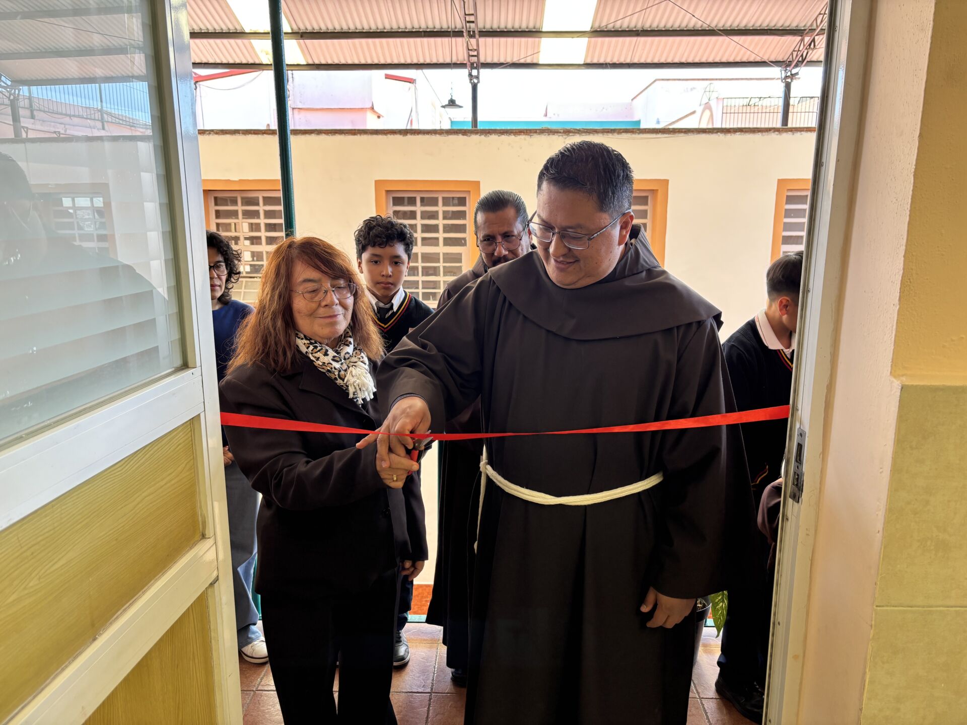 Inauguración del salón de usos múltiples “Merino”